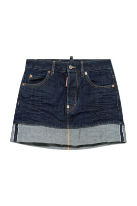short-denim-skirt