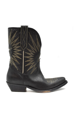 stylish-booties-for-fashionable-looks