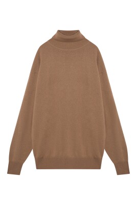 sweater-with-a-sweet-neckline