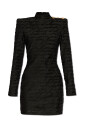 robe-courte-avec-col-montant