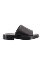 sandales-noires-a-bout-rond