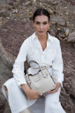 sac-a-main-beige-taille-s-en-cuir