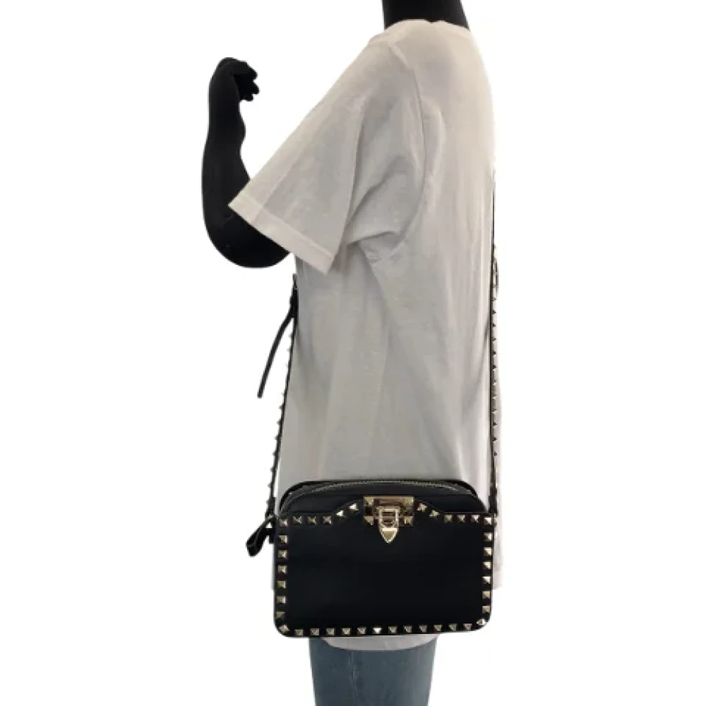 Valentino Vintage Pre-owned Leather shoulder-bags Black Dames