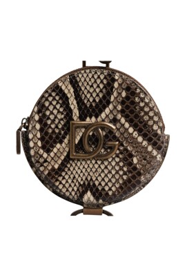 leather-coin-purse-with-logo-plaque