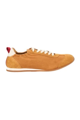 Sneakers med mockadetaljer