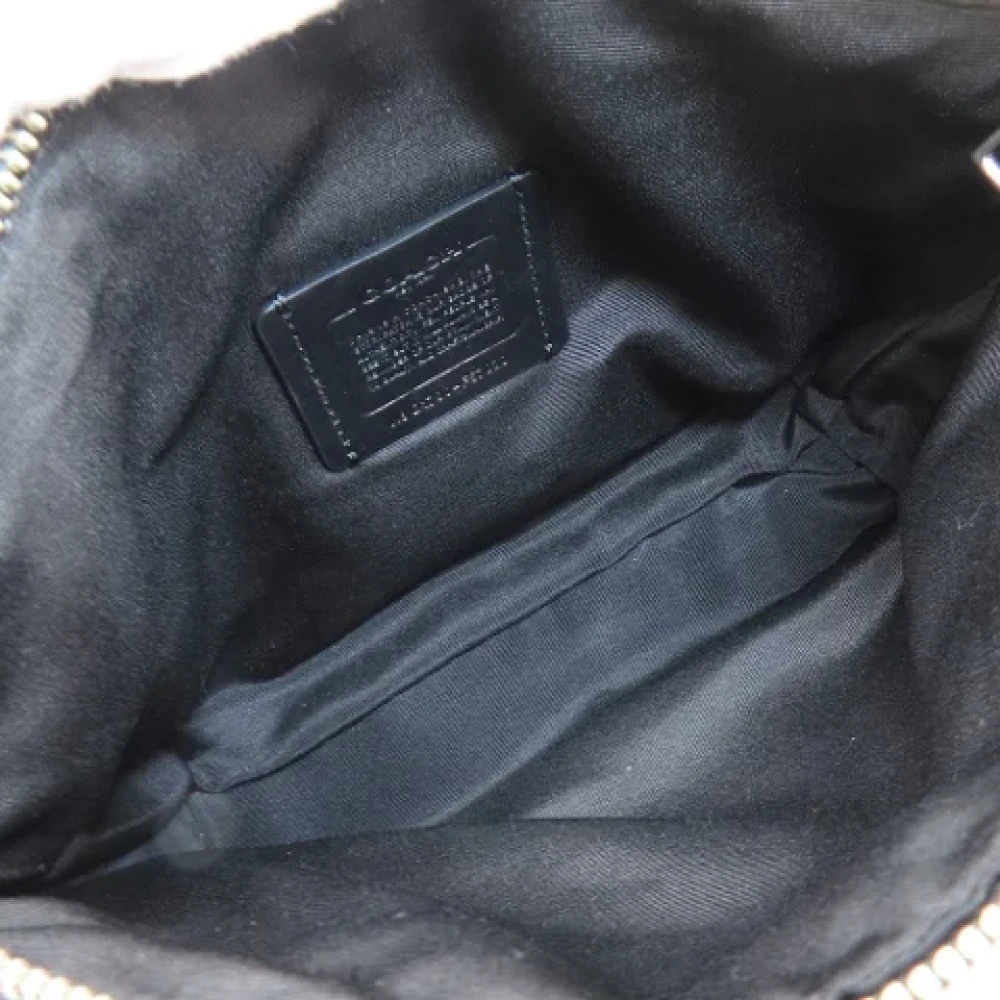 Coach Pre-owned Fabric handbags Gray Dames