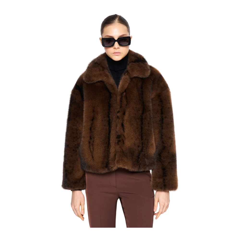Silvian Heach Korte Faux Fur Jas Klassieke Kraag Brown Dames