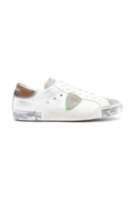 sneakers-basses-paris-cuir-daim