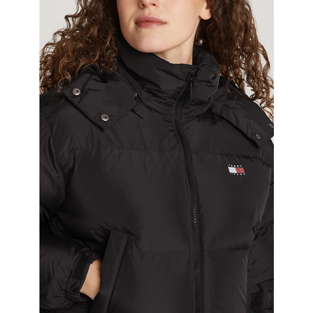 Tommy Jeans Zwarte Cropped Puffer Alaska Jas Black Dames