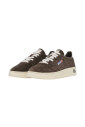 sneaker-retro-en-daim-marron