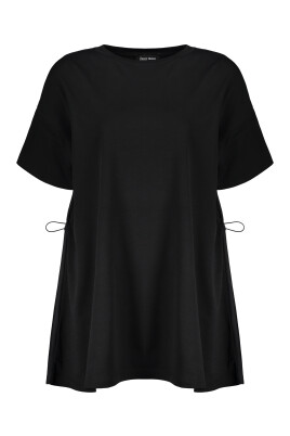 cotton-crew-neck-t-shirt-with-drawstring