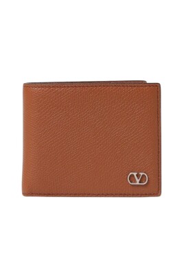 leather-bifold-wallet-rockstud-style