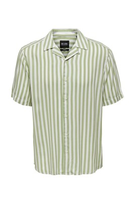 green-short-sleeved-viscose-shirt