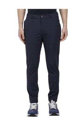 technical-fabric-pants