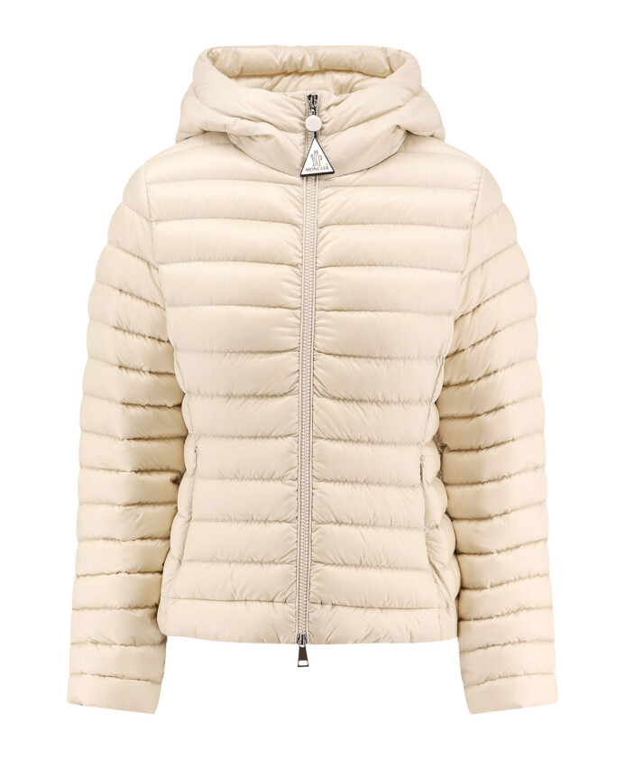 veste-en-nylon-avec-capuche-et-rembourrage