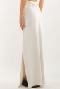 jupe-longue-en-satin-beige-a-fente