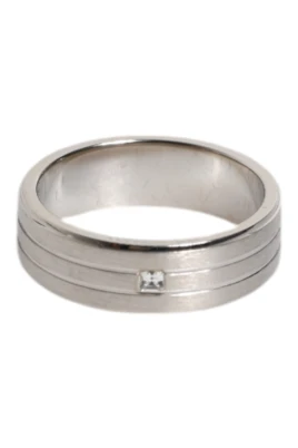 DG Logo Ring