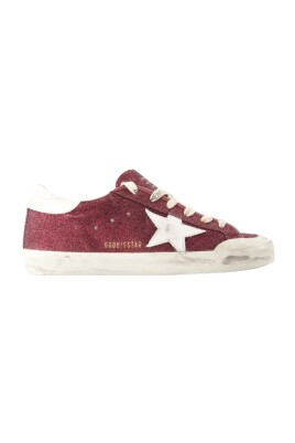 burgundy-star-sneakers