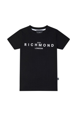 versatile-short-sleeve-t-shirt