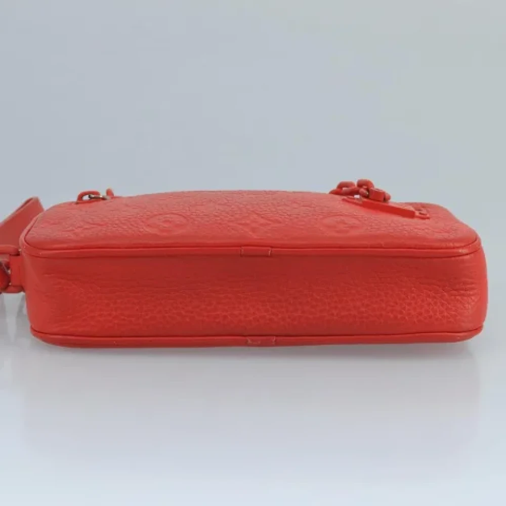 Louis Vuitton Vintage Pre-owned Leather clutches Red Dames