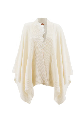 elegant-floral-lace-poncho-cape