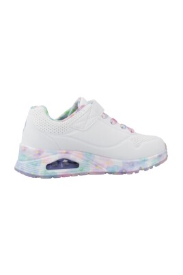 sneakers-decontractees-pour-un-usage-quotidien