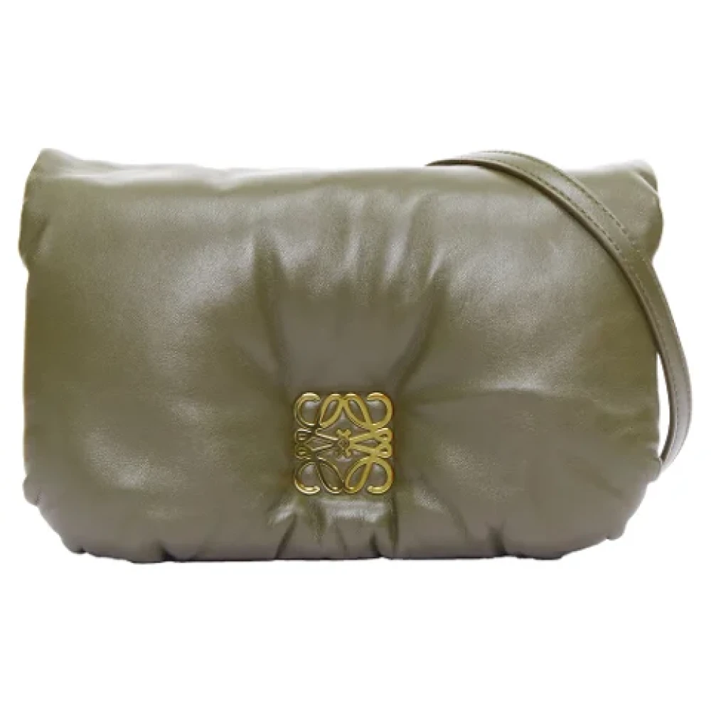 Loewe Pre-owned Leather shoulder-bags Green Dames