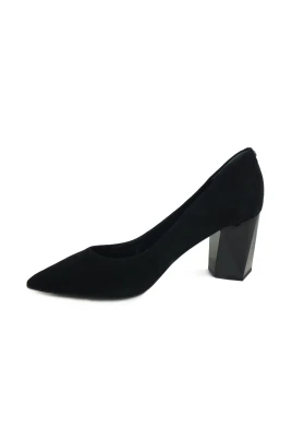 Pointed Toe Pump