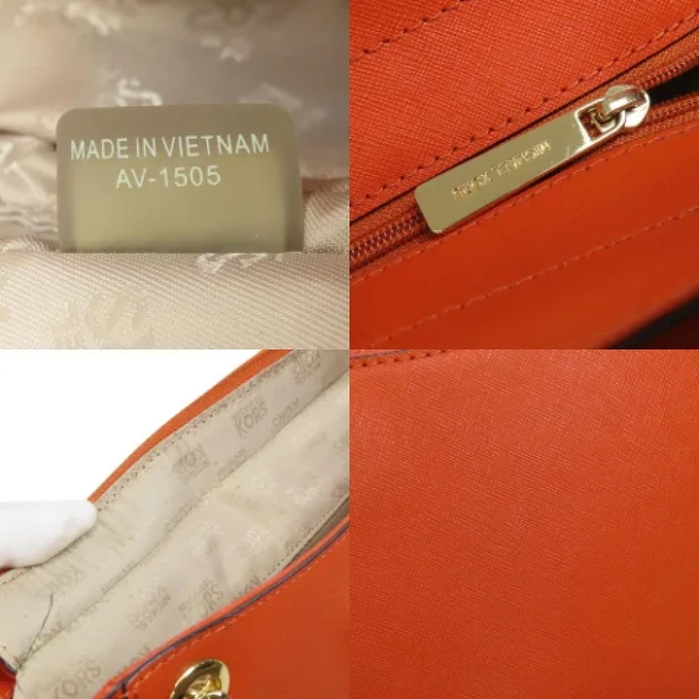 Michael Kors Pre-owned Plastic shoulder-bags Orange Dames