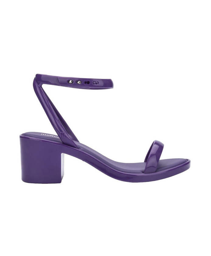 high-heel-sandals