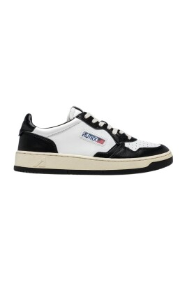 sneakers-en-cuir-bicolore-look-elegant