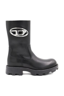 black-leather-chunky-boots-side-zip