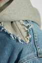 veste-en-jean-avec-capuche