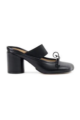 Svart elastisk rem blockklack sandaler