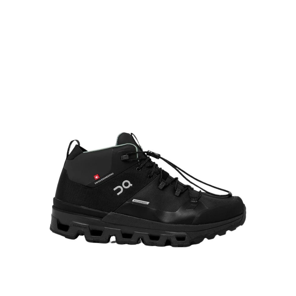 ON Running Cloudtrax Waterdichte Sneakers Black Dames