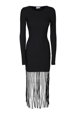 black-dress-for-women-aw23