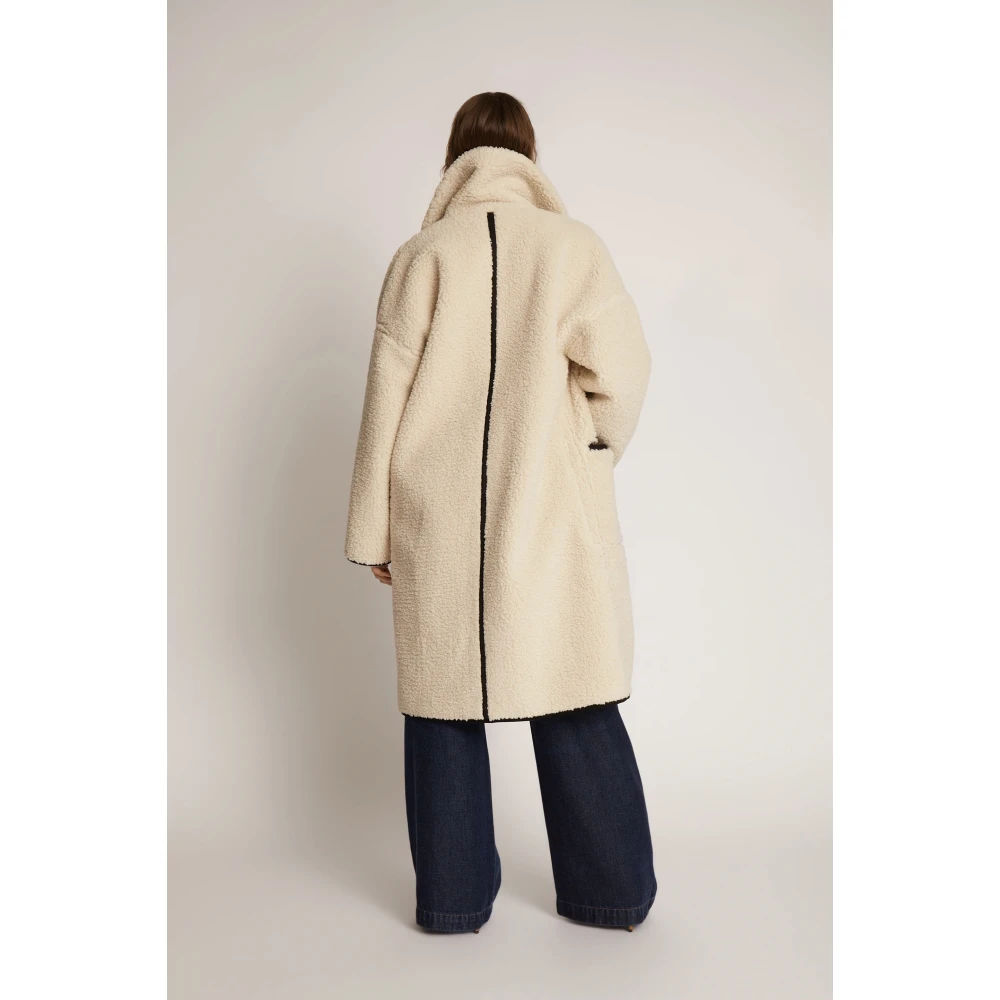 Munthe Zwarte Omkeerbare Buitenkleding met Oversized Pasvorm Black Dames