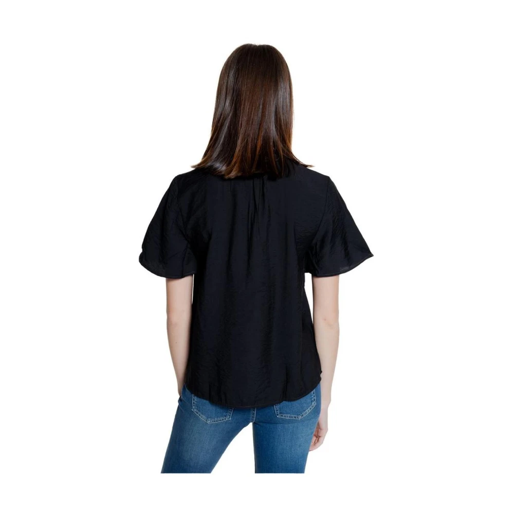 Jacqueline de Yong Zwarte Viscose V-hals Shirt Black Dames