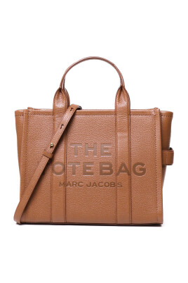 sac-a-bandouliere-marron-avec-logo-avant