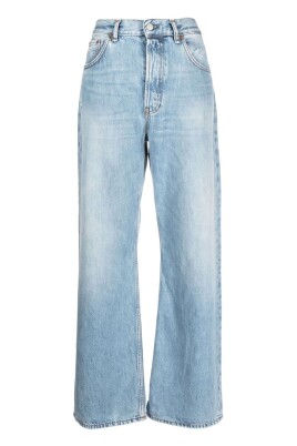 loose-fit-jeans