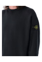pull-en-tricot-noir-a-effet-ancien