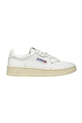sneakers-en-cuir-blanc-avec-perforations