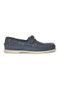 chaussures-bateau-bleues-avec-semelle-interieure-en-cuir