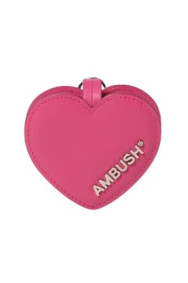 heartshaped-leather-keychain
