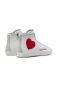 baskets-en-cuir-blanc