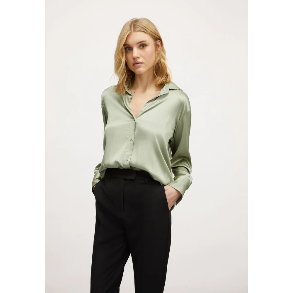 Motivi Stretch Satijnen Blouse met Cutaway Kraag Green Dames