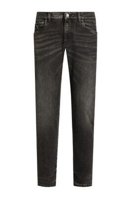 black-jeans-for-men
