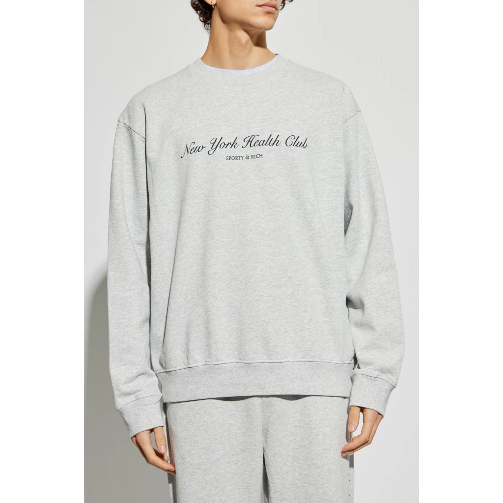 Sporty & Rich Sweatshirt uit de NY Health Club collectie Gray Unisex