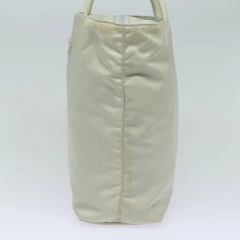 Prada Vintage Pre-owned Nylon handbags Gray Dames