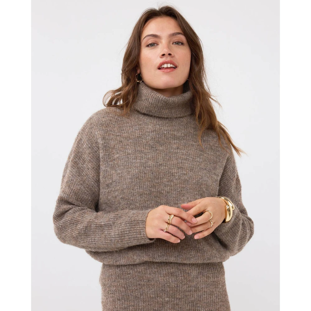 Ydence Lil Sweater Pullover Stijlvol Model Brown Dames